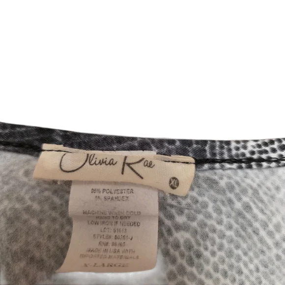 Olivia Rae V-neck Black and Gray Snake Print Long Sleeve Top Slim Size XL - Picture 6 of 9